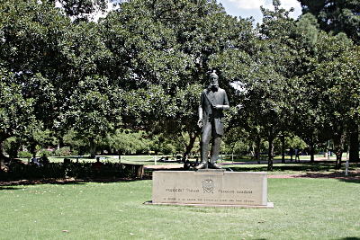 The statue of President Thomas Burgers in Burgers Park