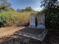 The graves of two British soldiers who drowned in the Tugela river (photo: 2025)